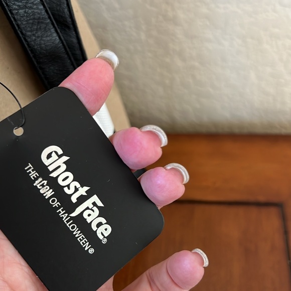 Mini Ghostface Glow In The Dark Backpack - Picture 3 of 3